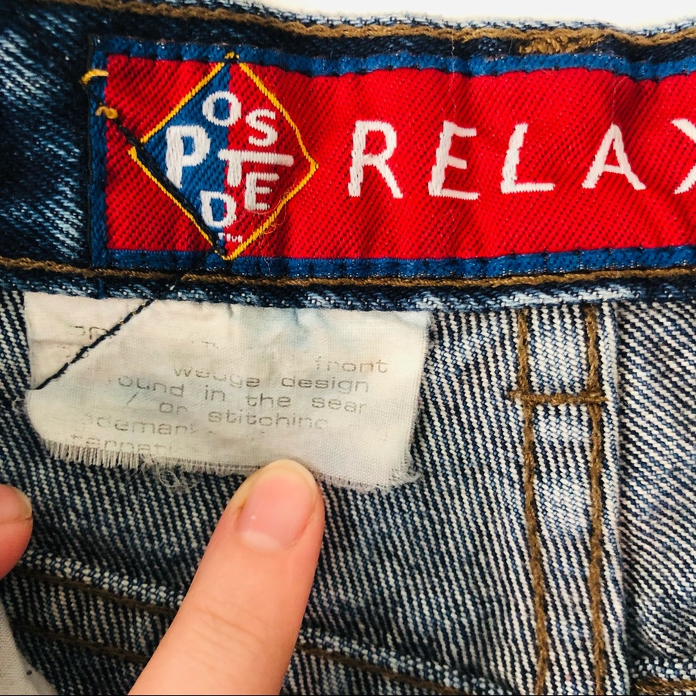 sold - VINTAGE 90s High Waisted Raw Hem Denim Mom Shorts - Picture 7 of 14